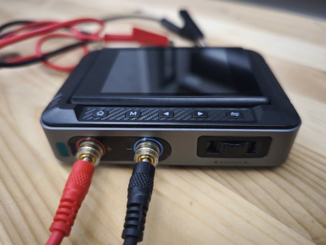 Kaasaskantav toiteplokk FNIRSI DPS-150