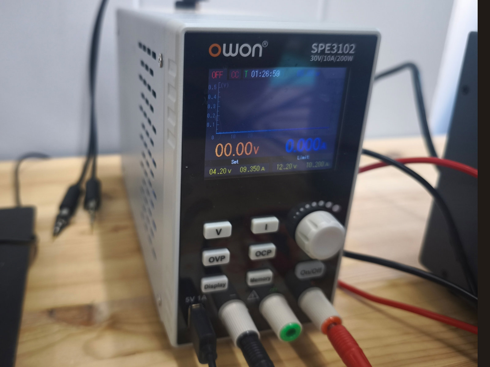Programmeeritav toiteplokk OWON SPE3102